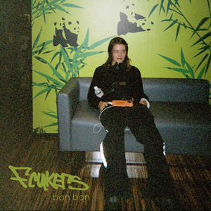 美少女光身体裸体露阴沟
